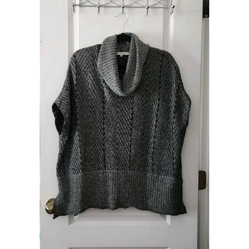 Eight Eight Eight  Women's Knit Poncho Sweater Black Gray 100% Cotton Size‎ S